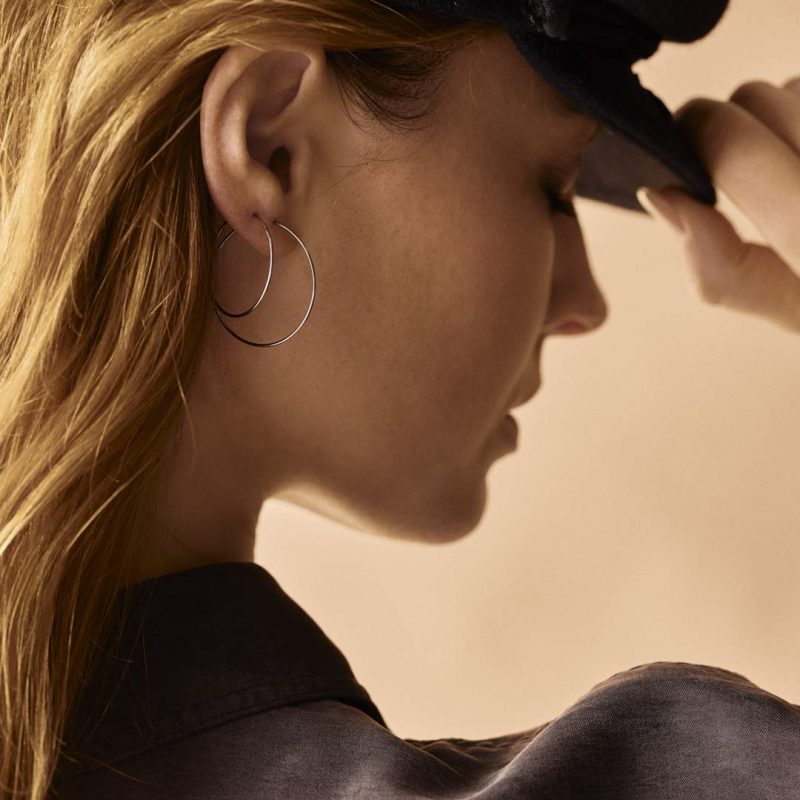 Blomdahl EJ NT Ear Ring, 25 mm - Image 2